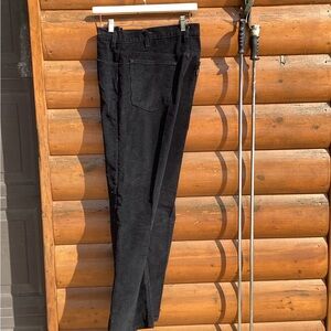 🫎DeadStock Levi’s BLACK  CORDUROY Sz 35